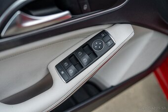 Mercedes-Benz A200 AMG-line - 9