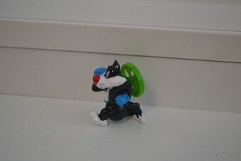KINDER looney tunes ..... - 9