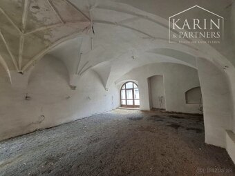 Historický priestor pre kaviareň 140 m2 v Banskej Štiavnici - 9