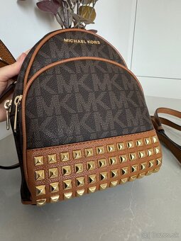 Michael Kors mini ruksak / kabelka - 9