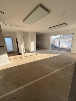 EXKLUZIVNE Posledná voľná novostavba RD za výhodnú cenu - 9