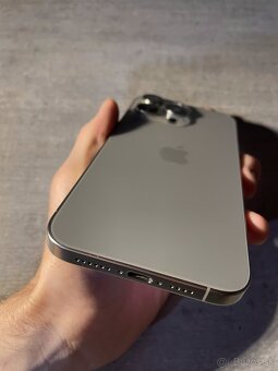 iPhone 15 Pro Max 256GB – Natural Titanium - 9