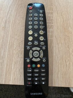 Samsung uhlopriečka 106cm - 9