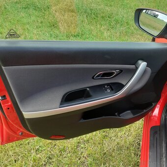 Kia ceed 1,4 CVVT 16v benzín - 9