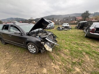 Peugeot 307 sw 1.4vvti Rozpredam na náhradné diely - 9