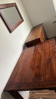 Komoda,jedálenský stôl, zrkadlo set masívneho dreva 240€ - 9