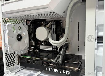 Ryzen 7 7700X\32GB\RTX 3080Ti\SSD\850W Zdroj - 9