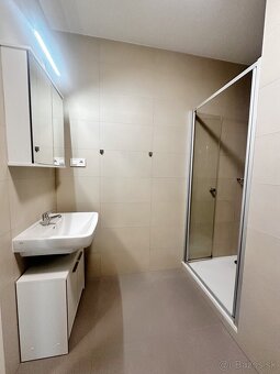 1izbový- Rezidencia pri Radnici- terasa,parking - 9