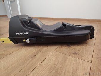 Autosedačka (vajíčko) MAXI-COSI a základňa CitiFix i-Size - 9