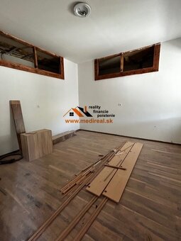 PODNIKATEĽSKÝ OBJEKT - ROŽŇAVSKÉ BYSTRÉ - 9