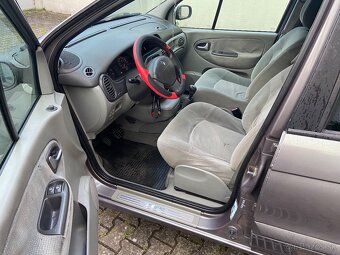 Renalt scenic 1.6 16v rok. 2003 - 9