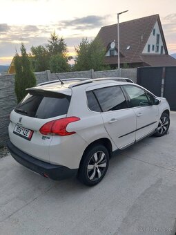 Peugeot 2008 - 9