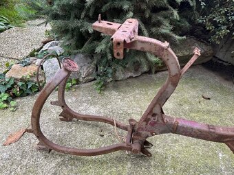 JAWA 550 Parez kostra - 9