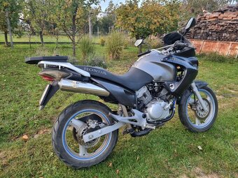 Honda Varadero 125 XL - 9