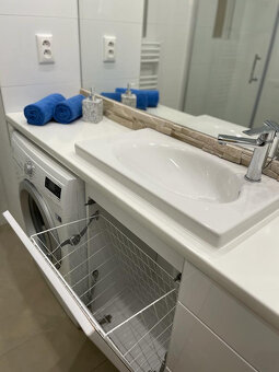 Krásny tichý 2-izb. byt 63m2 + balkón, BEZ PROVÍZIE - 9