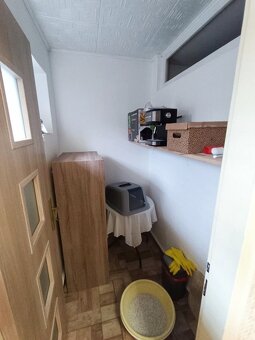 Na predaj priestranný 1 izbový byt s vlastným kúrením - blíz - 9