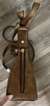 Dámska kabelka/úplne Nová - 9