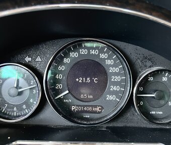 Mercedes-Benz CLS320CDI AMG Optic Automatic - 9