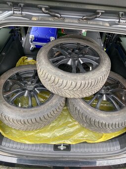 Predam Kiu Cee'd SW - 9