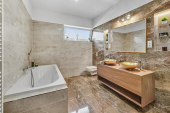 Predaj RD bungalov Rovinka 170m2, dvojgaráž, 715m2 pozemok, - 9