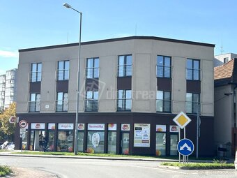 Predaj nebytových priestorov v budove Corner, Zámostie,… - 9