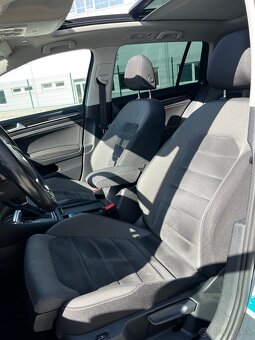 Volkswagen Golf VII Combi 2.0 TDI DSG Highline - 9
