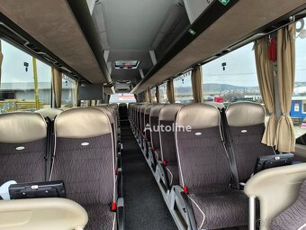 Turistický autobus Neoplan Tourliner - 9