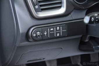KIA Ceed 1.60 CRDi, SR. voz , Nové rozvody,  Servi.kniha - 9