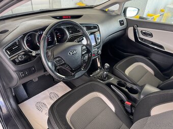 Kia Ceed 1.4i facelift 2016 Gold výbava - 9