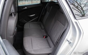 Opel Astra ST 1.7CDTi ECOTEC 81kW M6 - 9