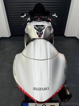 SUZUKI GSXR1300 HAYABUSA - 9