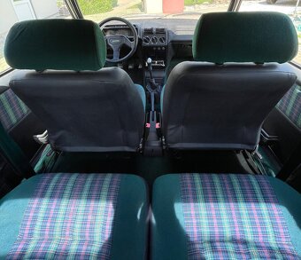 Peugeot 205 - 9