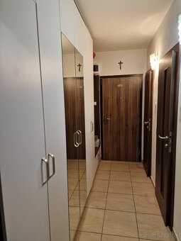 3-izbovy slnečný byt: Krásny výhľad + garáž pod oknom - 9