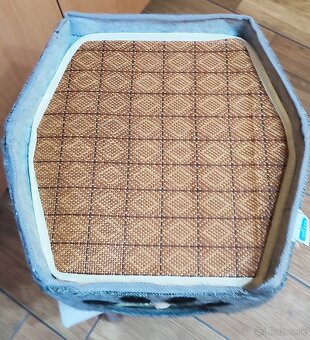 pelech, domček pre mačičku - 9