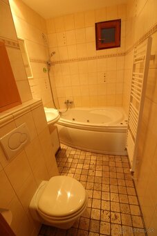 Na predaj 3-izbový byt s balkónom v Bojniciach, sídlisko Lúč - 9