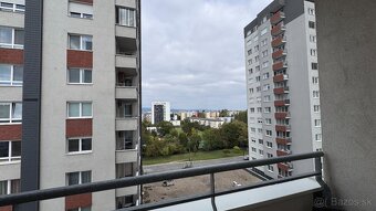 PERLA RUŽINOVA | 3 izbový byt s garážovým státím - 9