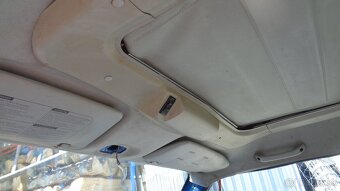 Suzuki Jimny časti karosérie + elektrická strecha - 9