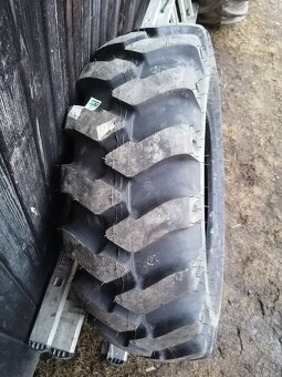 Predám kolesá o rozmere 400/60-15,5 - 9