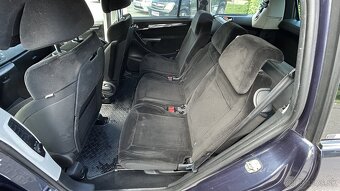 Predám Citroen C4 Grand Picasso 2.0 HDI Exclusive - 9