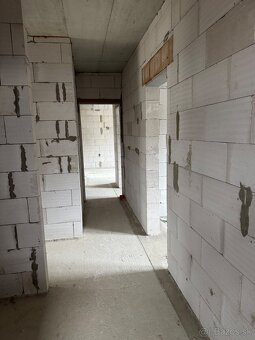 Trojpodlažný rodinný dom- MOŽNÁ VÝMENA - 9