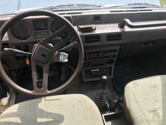 Mitsubishi Pajero 1 4x4 - 9