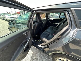 Volvo V60 DRIVe Summum - 9