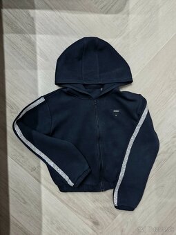 NOVE Guess mikina rozne druhy a farby M - L - 9