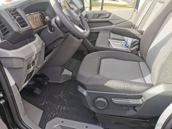 VW Crafter 2025 30 L3H2 LIFT BLACK LED PDC TAZNE LANE ASI - 9