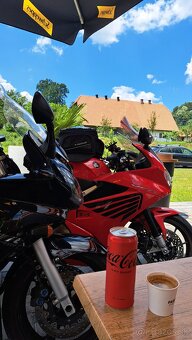 Honda VFR 800 F, posledny model 2014-2021,kup SR, minimum km - 9