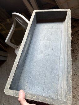 Vibracny stol + formy - 9