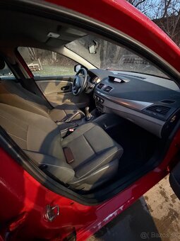 Renault Megane 1,6i - 9