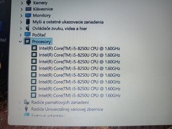 predám Lenovo V330 , Intel core i5 , 8gb ram , ssd - 9