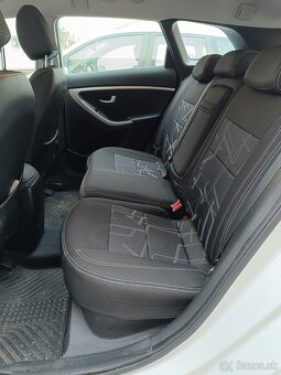 Hyundai i30 CW 1.6i CRDi, výbava: Family - 9