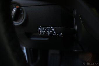 Škoda Octavia Combi TDI, DSG, Vyhr. volant, Kamera, LED - 9